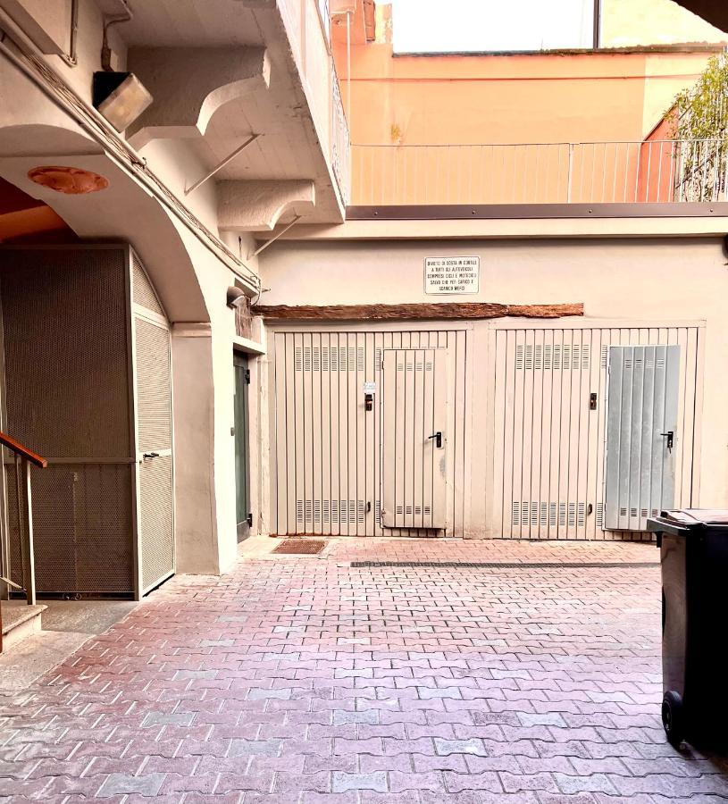 Appartamento In Centro Storico "La Casa Di Cri" Asti Buitenkant foto