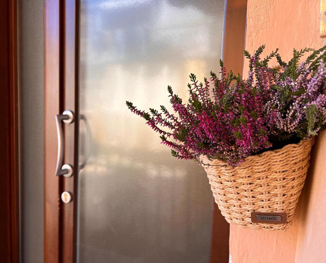 Appartamento In Centro Storico "La Casa Di Cri" Asti Buitenkant foto