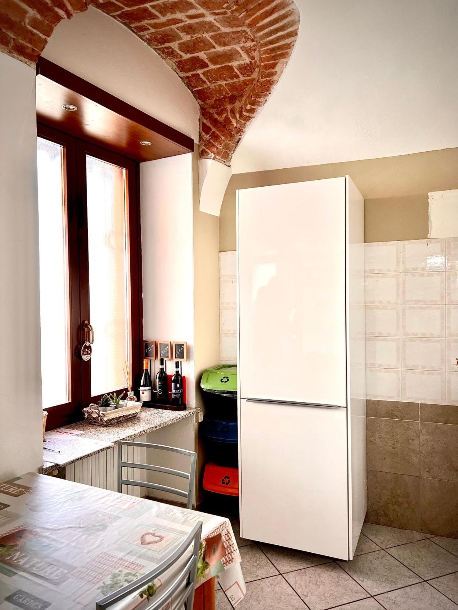 Appartamento In Centro Storico "La Casa Di Cri" Asti Buitenkant foto